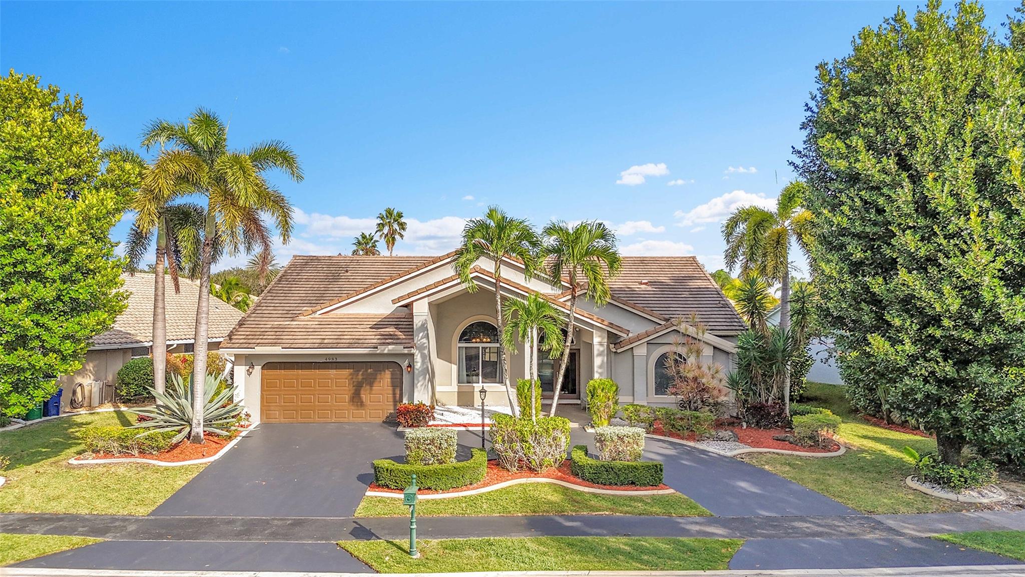 4983 NW 107th Avenue, Coral Springs, FL 33076