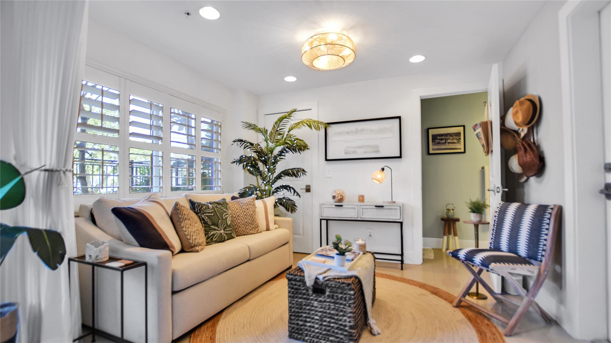 Photo for 816 NE 7th Street, C, Fort Lauderdale, FL 33004 - Listing #FX-10495571 816 NE 7th Street, C, Fort Lauderdale, FL 33004