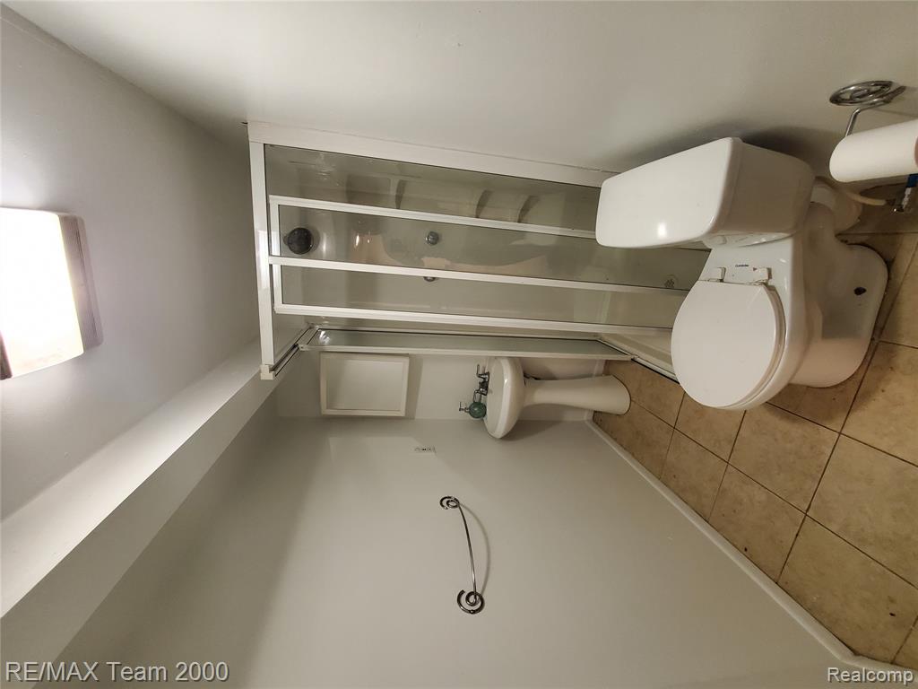 6985 N VERNON Street, Dearborn Heights, MI 48127 — Photo 20