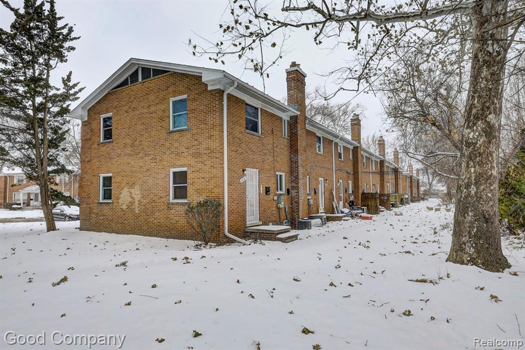 6958 Town Lane, Dearborn Heights, MI 48127 — Photo 31