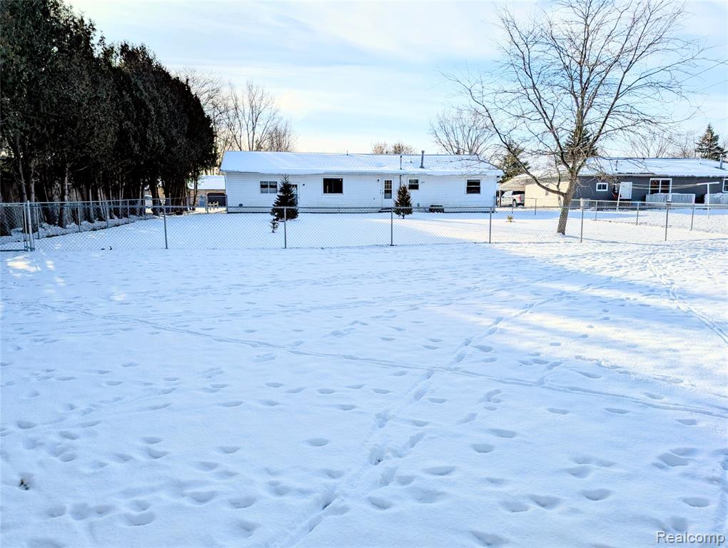 947 Beech Street, Bad Axe, MI 48413 — Photo 5
