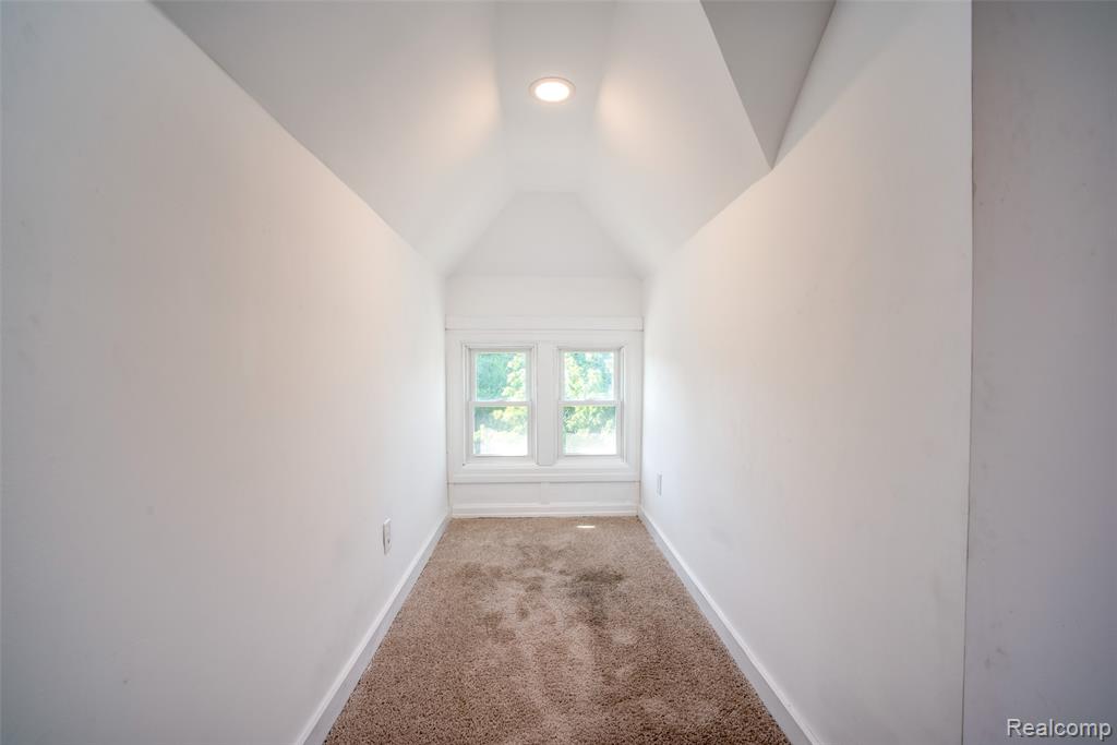 708 Webb Street, Detroit, MI 48202 — Photo 23