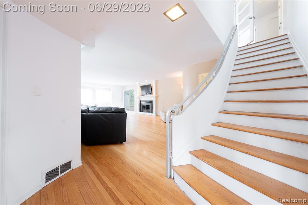 622 Sunningdale Drive, Grosse Pointe, MI 48236 — Photo 3