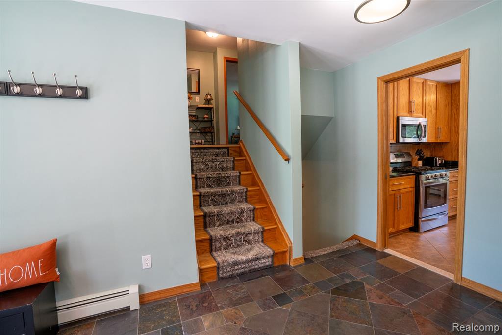 8310 Burning Bush Road, Grosse Ile, MI 48138 — Photo 5