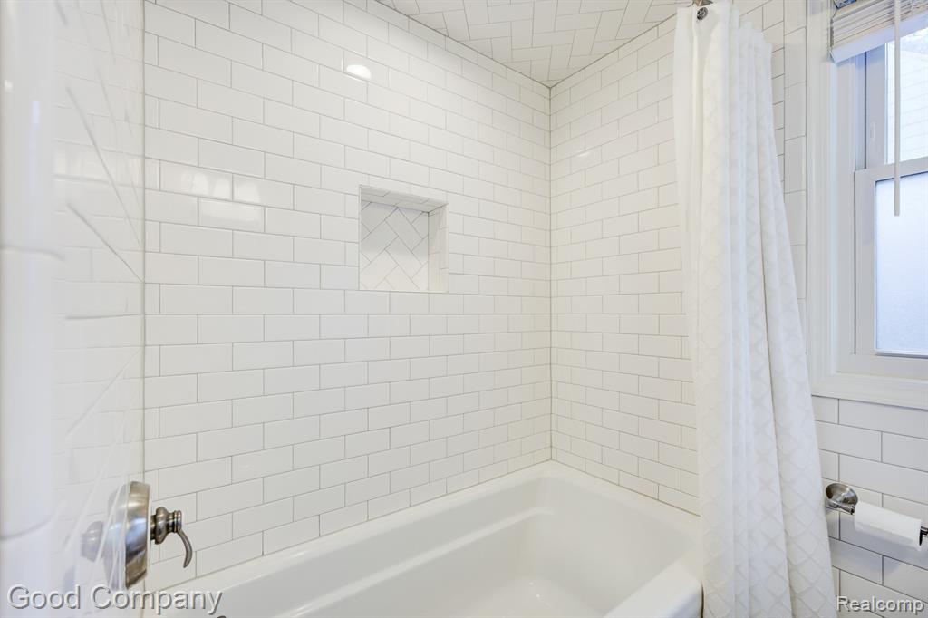 921 N Alexander Avenue, Royal Oak, MI 48067 — Photo 20