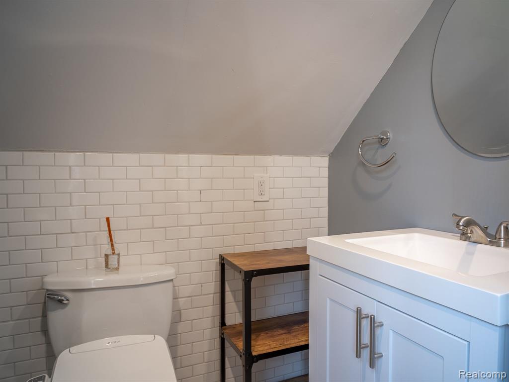 512 N REMBRANDT Avenue, Royal Oak, MI 48067 — Photo 14