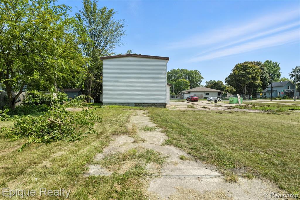 1811 25th Street, Port Huron, MI 48060 — Photo 38