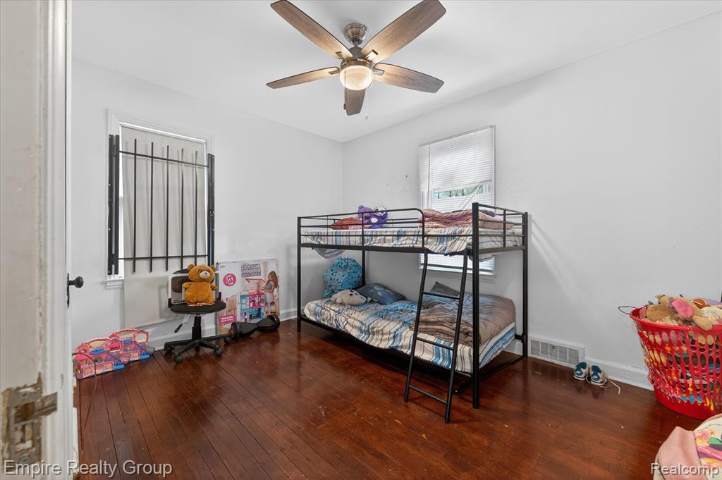 19345 Omira Street, Highland Park, MI 48203 — Photo 22