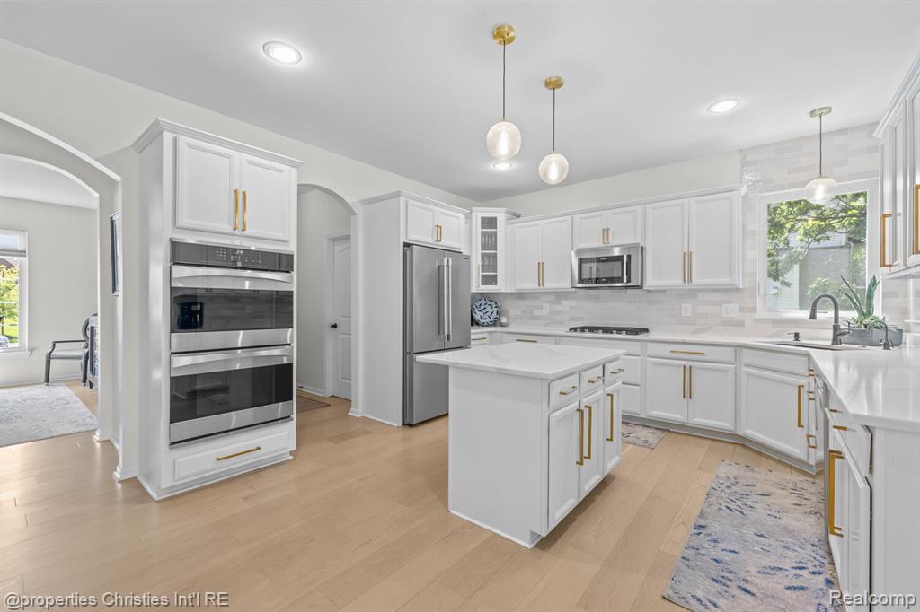 578 Red Bank Drive, White Lake, MI — Photo 12