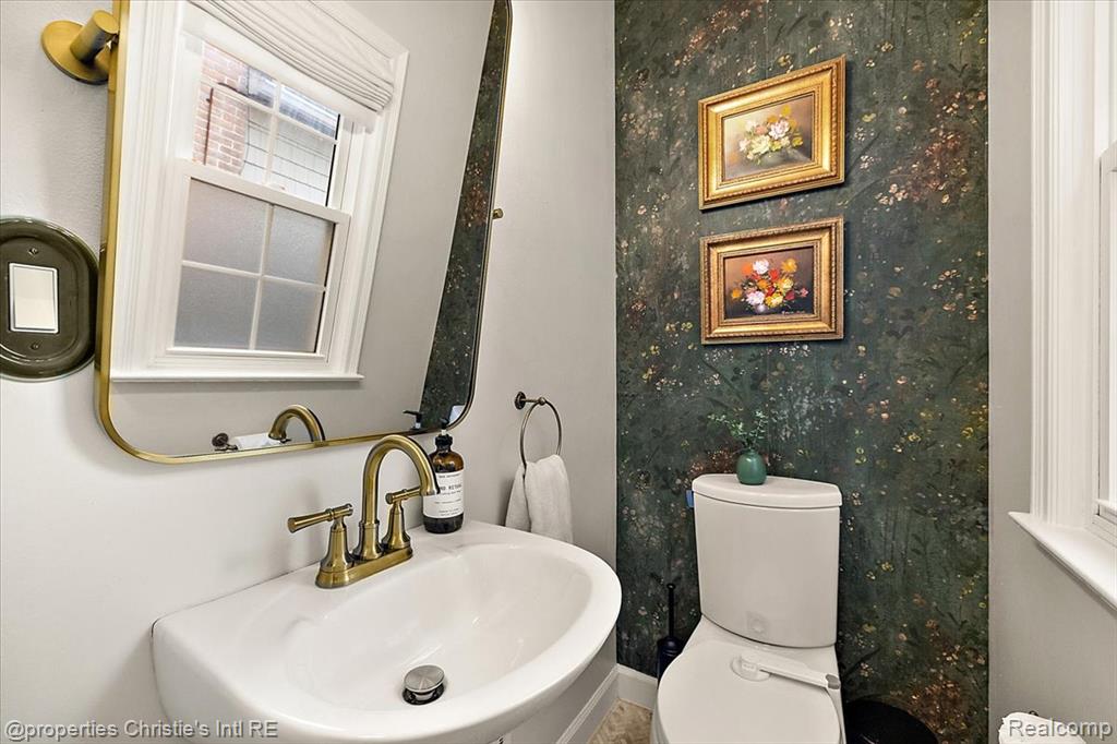 206 McKinley Avenue, Grosse Pointe Farms, MI 48236 — Photo 7