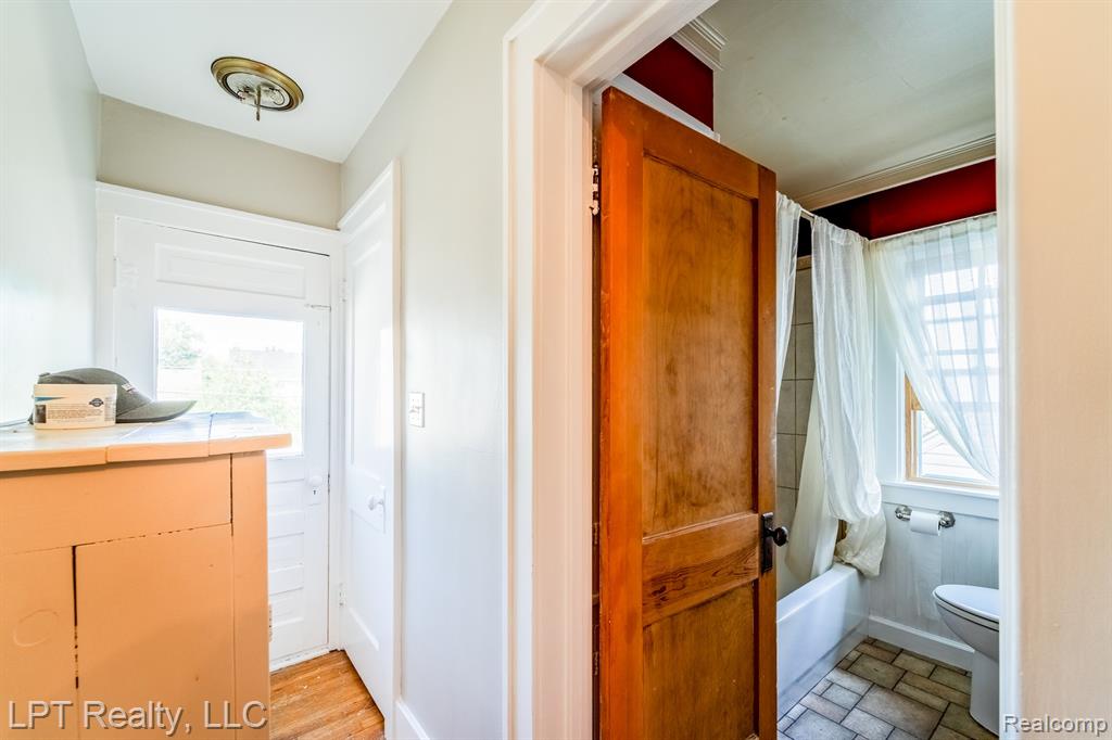 522 Kings Highway, Wyandotte, MI 48192 — Photo 13