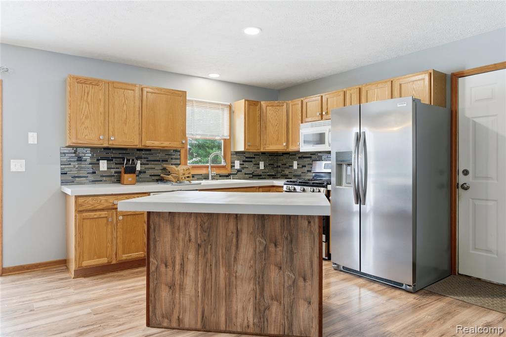 9457 Hollister Road, Laingsburg, MI 48848 — Photo 9