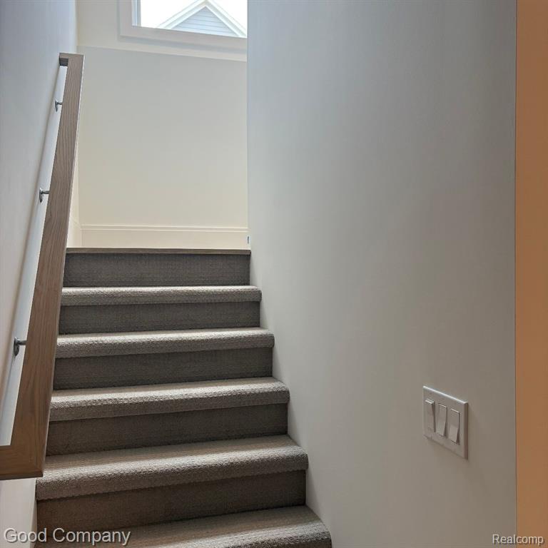 811 Magnolia Avenue, Royal Oak, MI 48073 — Photo 23