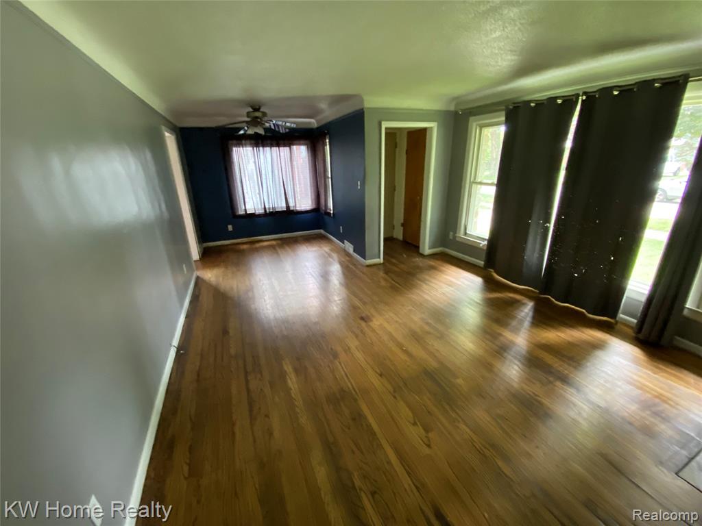 9636 Centralia, Redford, MI 48239 — Photo 7