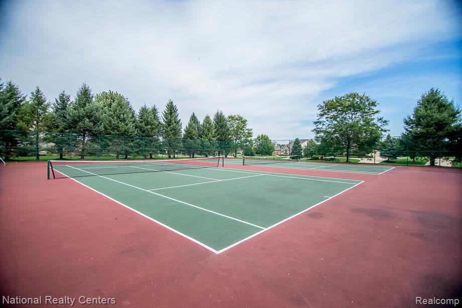 1280 Glen Court, Highland, MI — Photo 47