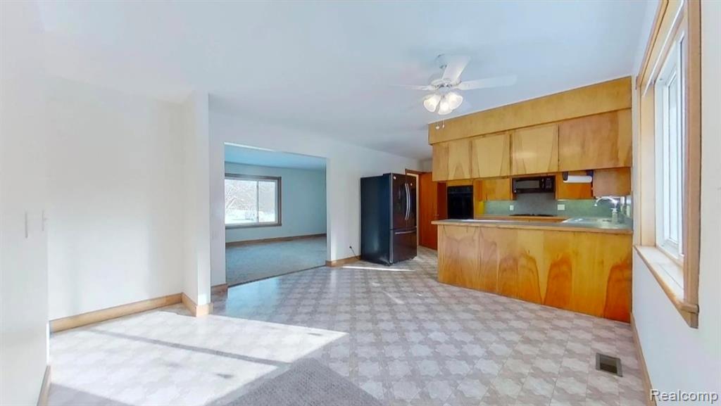 18820 Dexter Trail, Gregory, MI 48137 — Photo 19