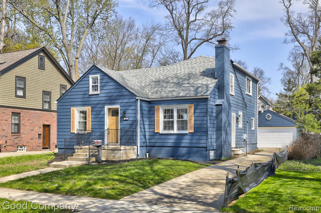 23 Fairwood Boulevard, Pleasant Ridge, MI — front exterior