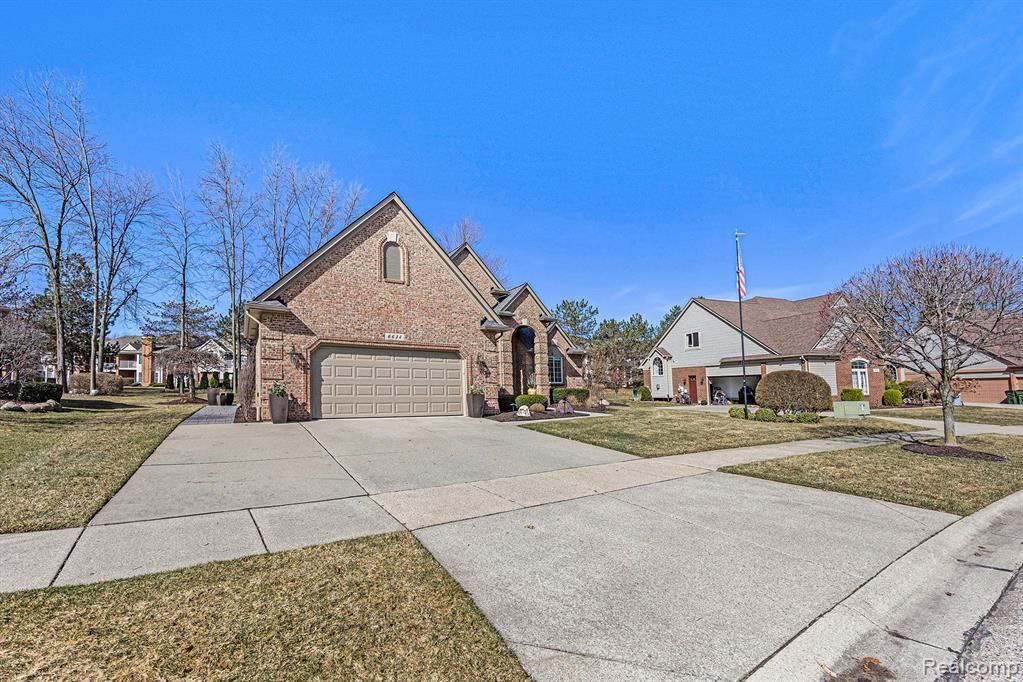6634 SAINT ANDREWS Drive, Shelby Twp, MI 48316 — Photo 3
