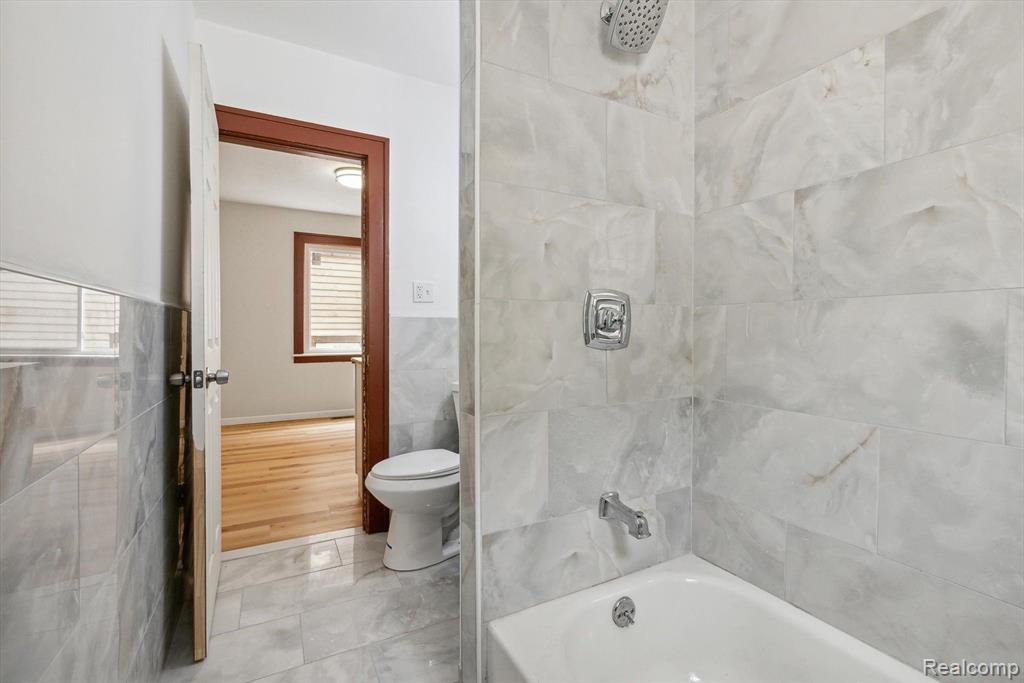 5014 BELMONT Street, Hamtramck, MI 48212 — Photo 24