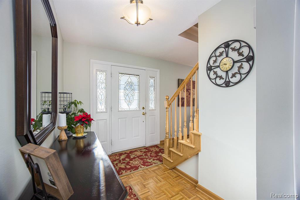 4151 Cambridge Crescent Drive, Troy, MI 48085 — Photo 4