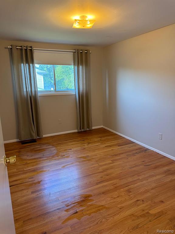 5028 Abington Drive, Troy, MI 48085 — Photo 20