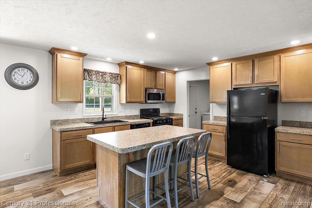 806 Davis Lake Road, Mayfield, MI 48446 — Photo 16