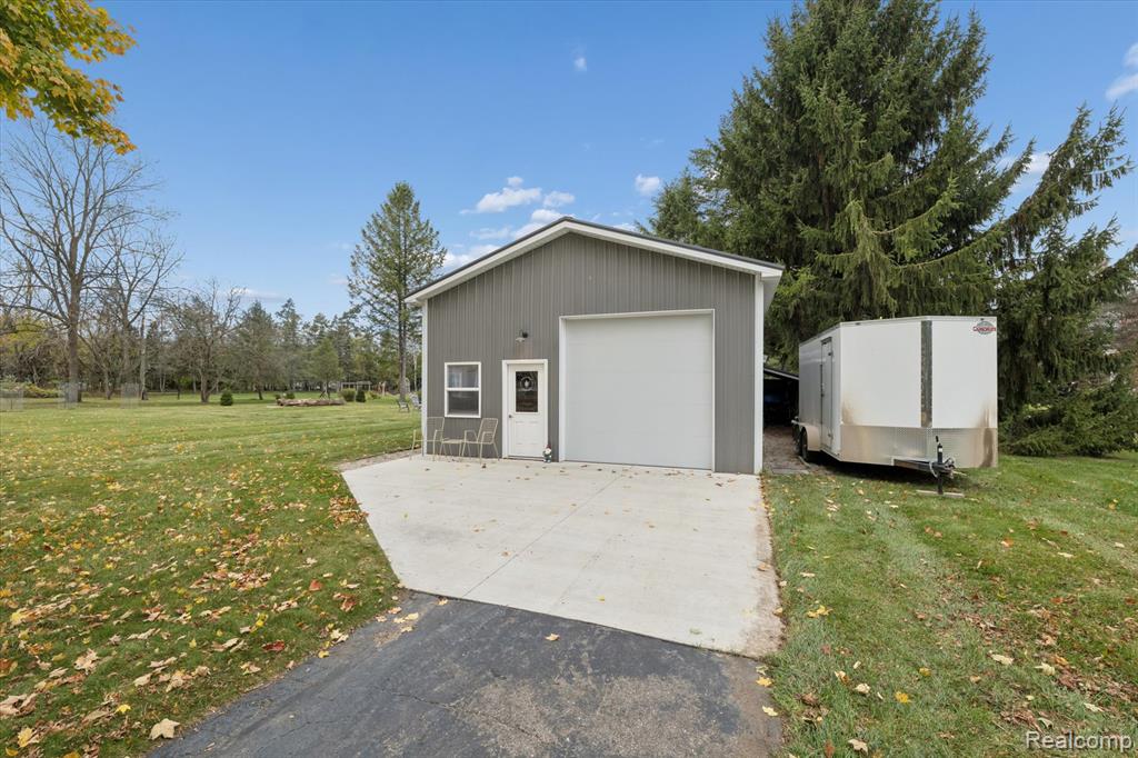 5100 Oak Hill Road, Clarkston, MI 48348 — Photo 42