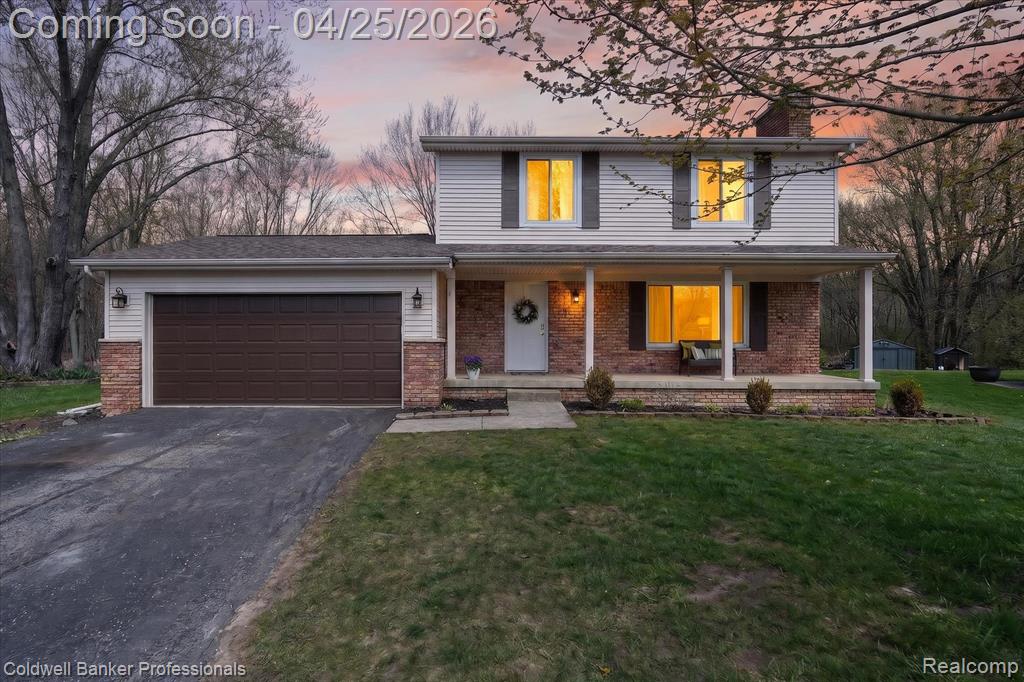 8303 Belle Bluff Drive, Grand Blanc, MI 48439 — front exterior