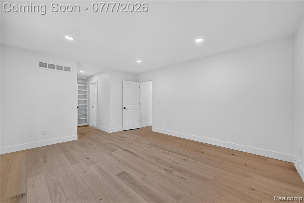 756 Great Oaks Drive, Bloomfield Hills, MI 48304 — Photo 35