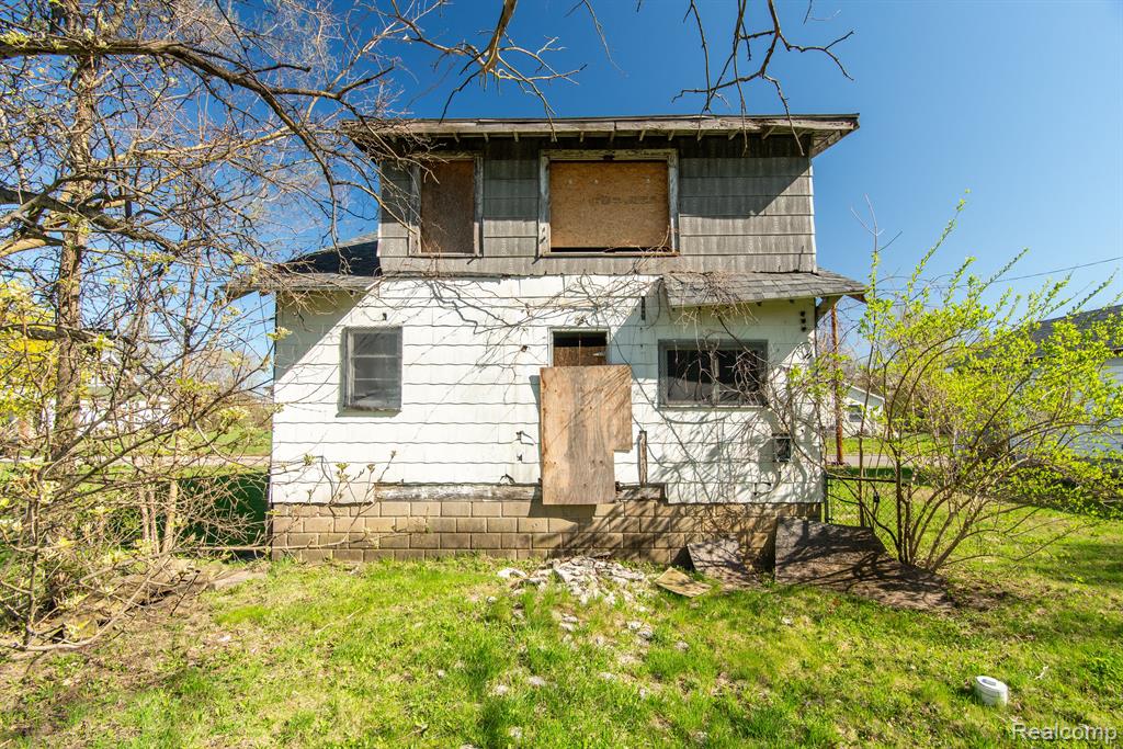 985 FERNHILL Street, Highland Park, MI 48203 — Photo 16