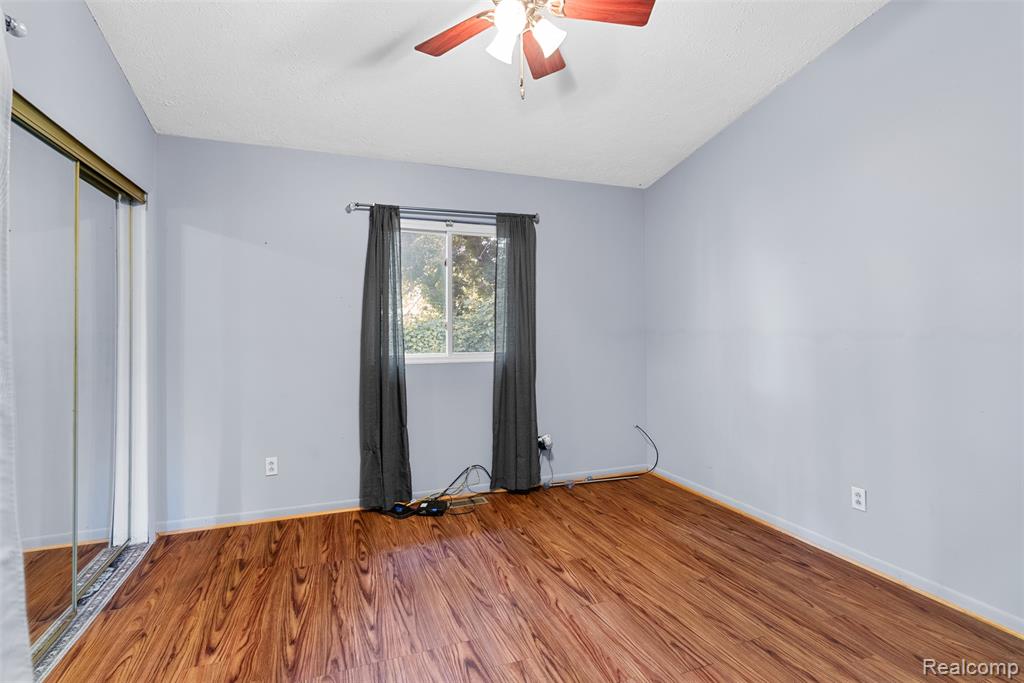 6177 1/2 S Sheridan Avenue, Durand, MI 48429 — Photo 8