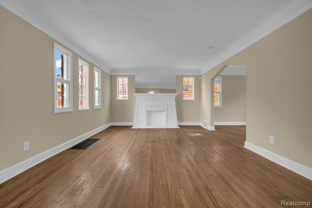 16862 Sorrento Street, Detroit, MI 48235 — Photo 5