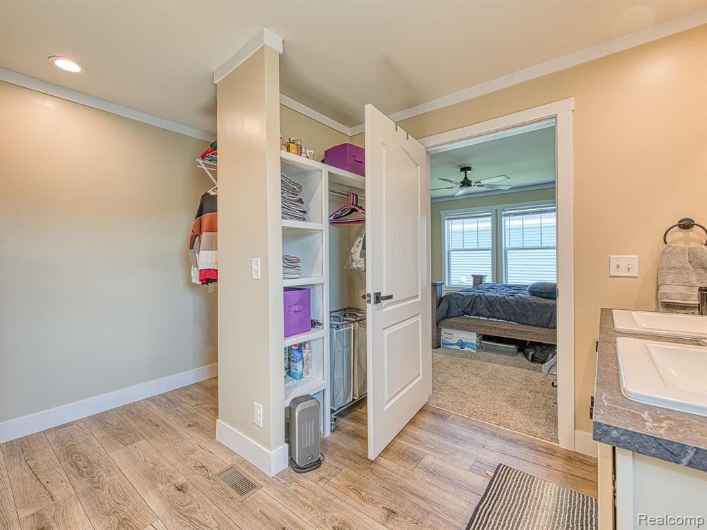 501 Washington, Belleville, MI 48111 — Photo 16