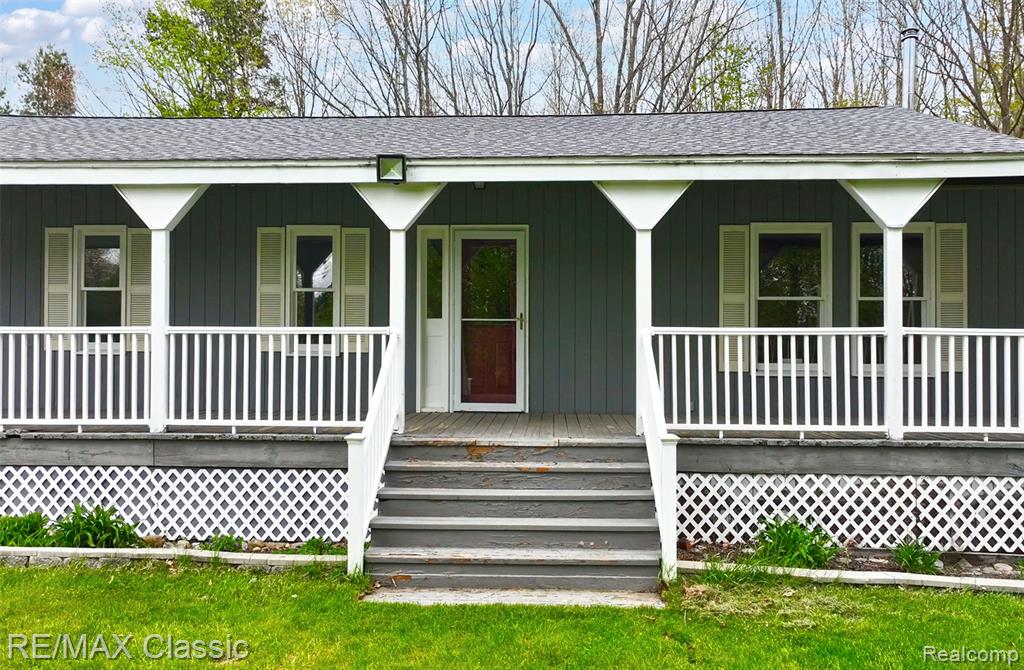 4611 Murray Road, Mayville Vlg, MI 48744 — Photo 12