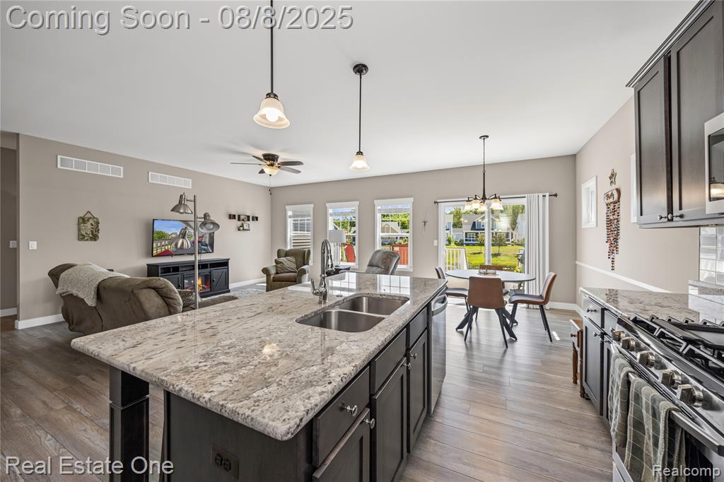 9265 Regency Boulevard, Pinckney, MI 48169 — Photo 17