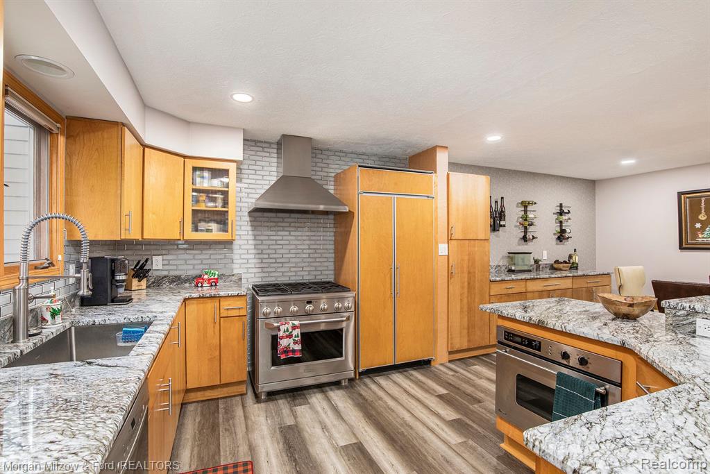 6565 Ridgeview Drive, Clarkston, MI — Photo 7