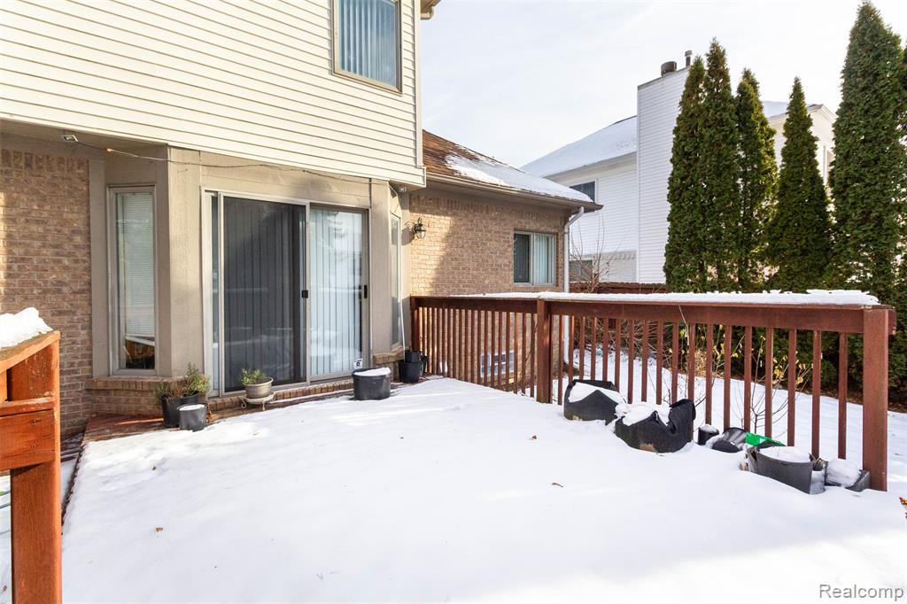 40945 Justin Drive, Sterling Heights, MI 48310 — Photo 48