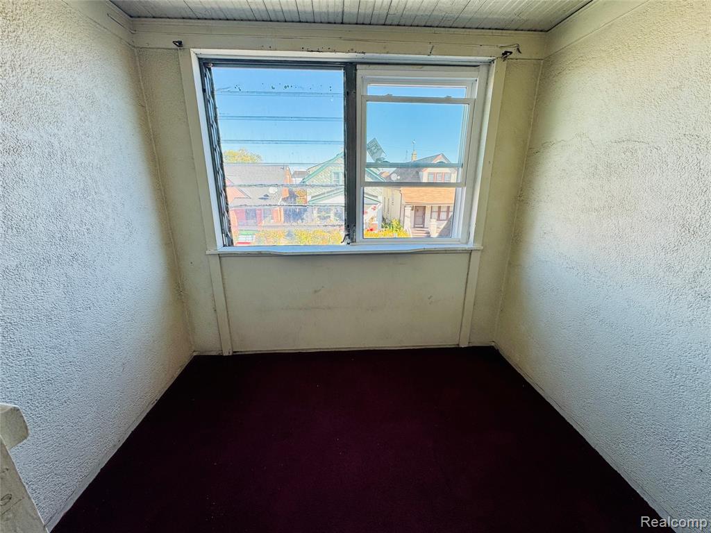 11667 Mitchell Street, Hamtramck, MI 48212 — Photo 23