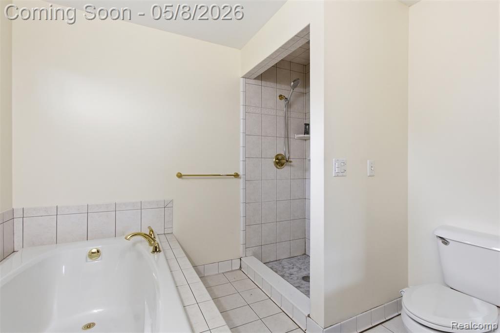 46877 Twin City Trail, Macomb, MI 48044 — Photo 20