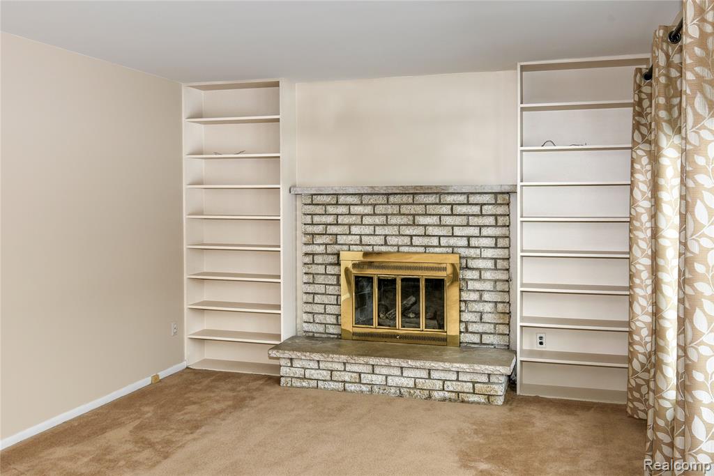 884 Eugene Drive, Oxford, MI 48371 — Photo 7