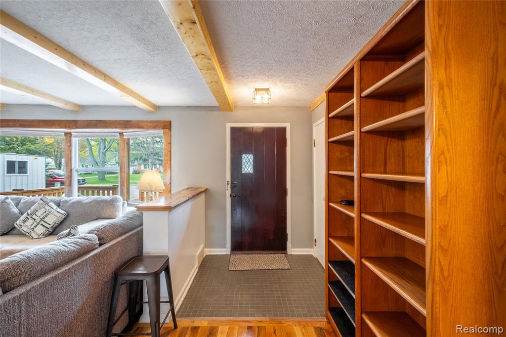 1316 Coolidge Avenue, Saginaw, MI 48638 — Photo 9