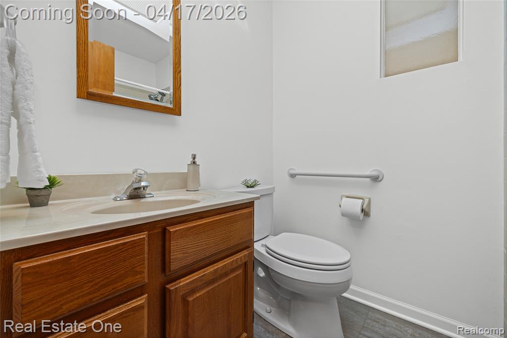 4656 Buckingham Drive, Warren, MI 48092 — Photo 25
