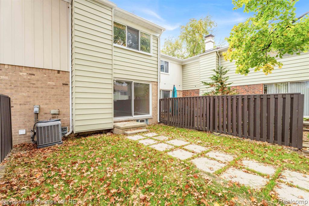 1805 Wickham Street, Royal Oak, MI 48073 — Photo 36