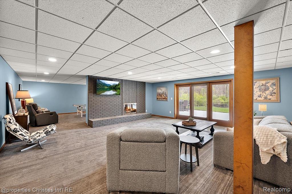 1071 Woodbridge Lane, Rochester, MI 48306 — Photo 50