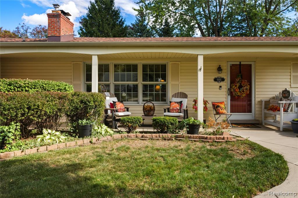 9466 Marilyn Avenue, Plymouth, MI 48170 — Photo 2