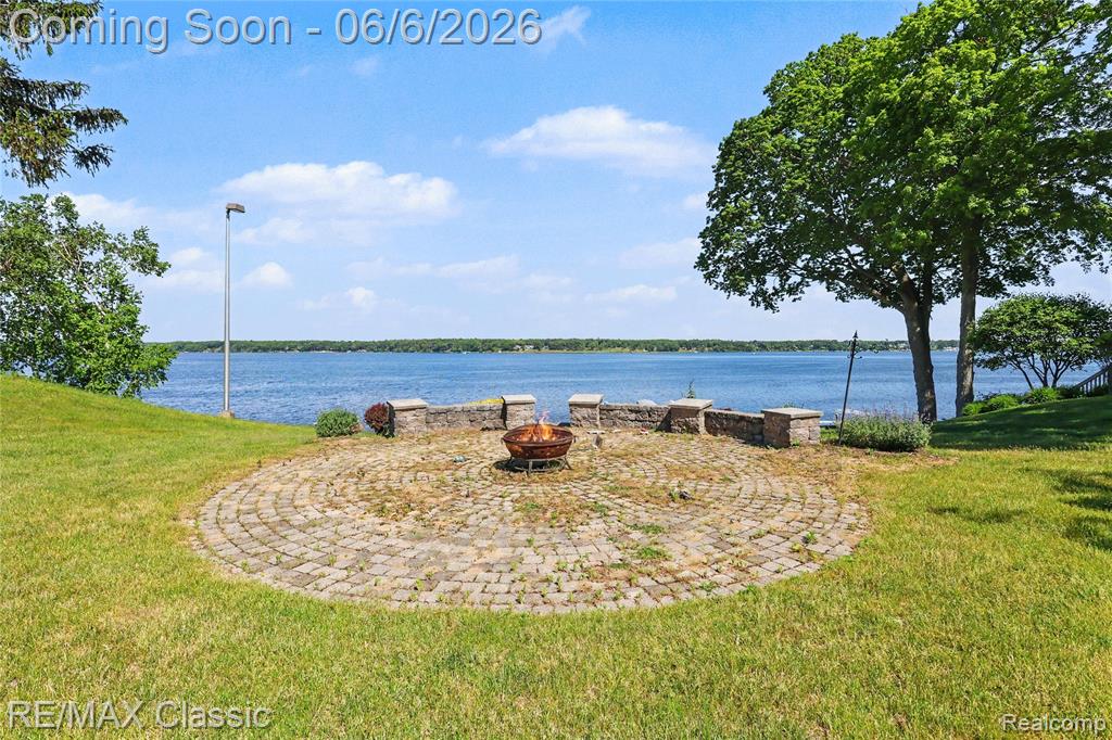 5118 S Shore Drive, Whitehall, MI 49461 — Photo 47