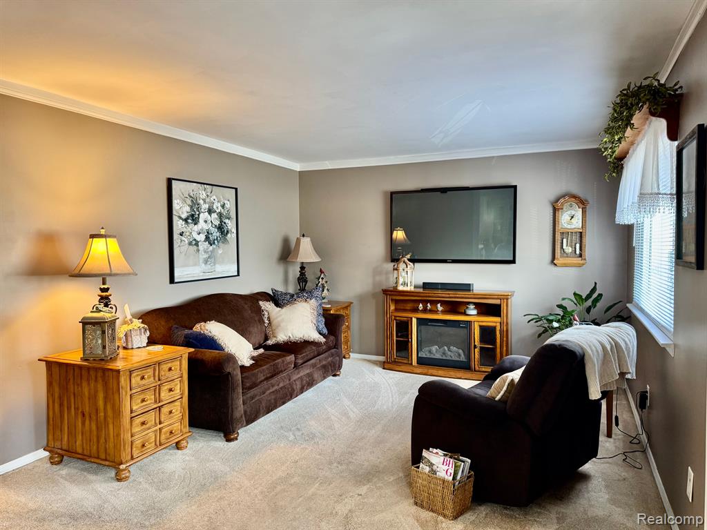 6327 ARTHUR Street, Westland, MI — Photo 4