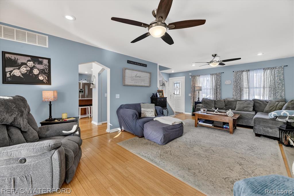 12687 Scott Road, Davisburg, MI 48350 — Photo 11