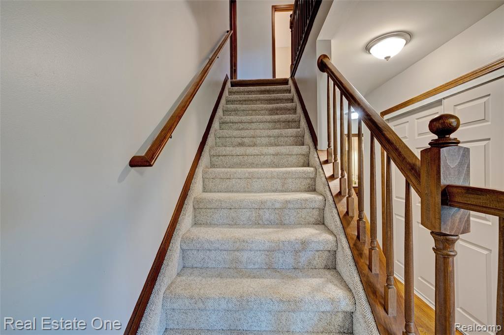5370 Greenview Drive, Clarkston, MI 48348 — Photo 23