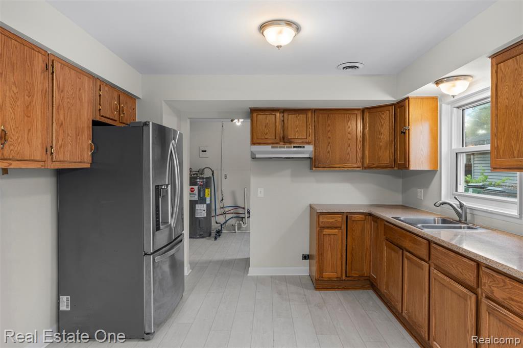 48037 Remer Avenue, Shelby Twp, MI 48317 — Photo 9